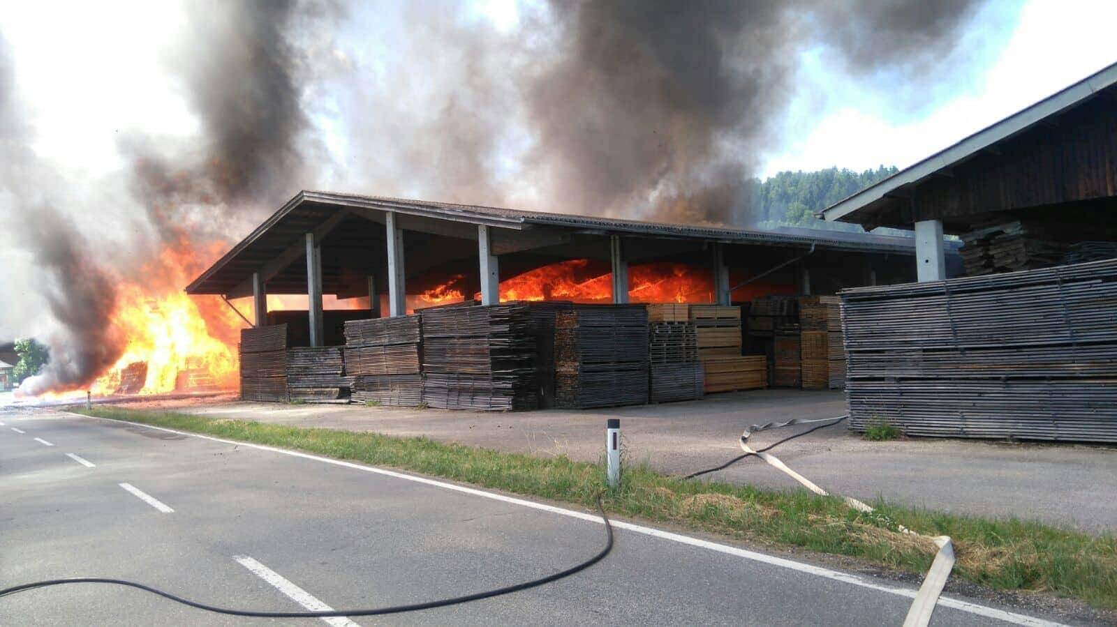 Großbrand in Lengau/OÖ