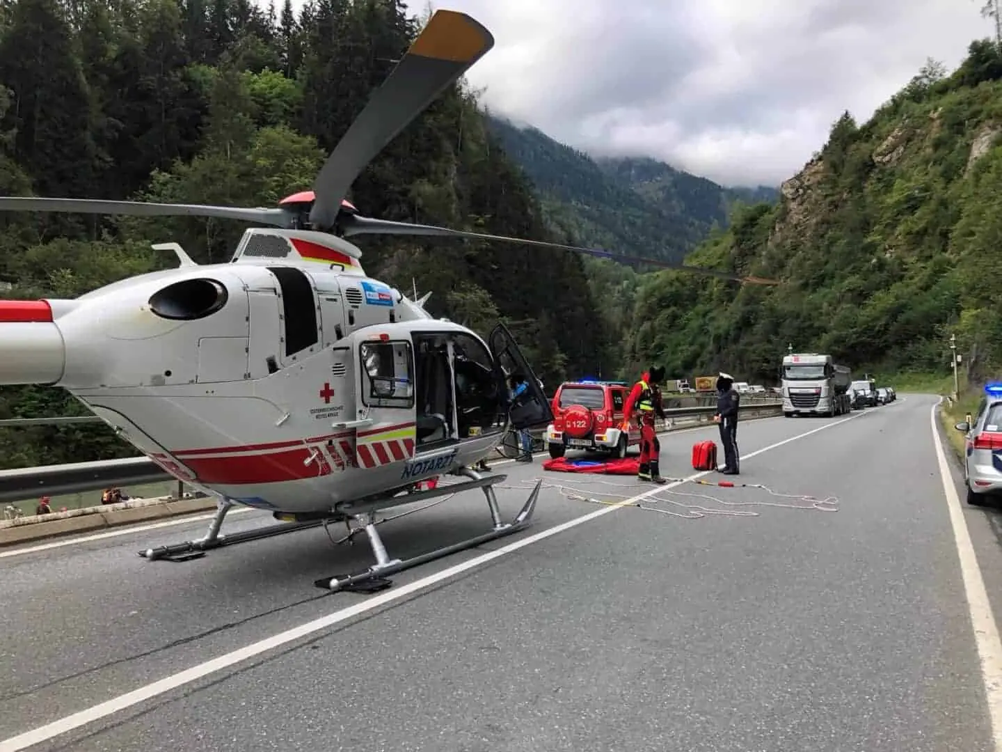 Suchaktion Mit Aufwendiger Personenrettung In Schwarzach ...