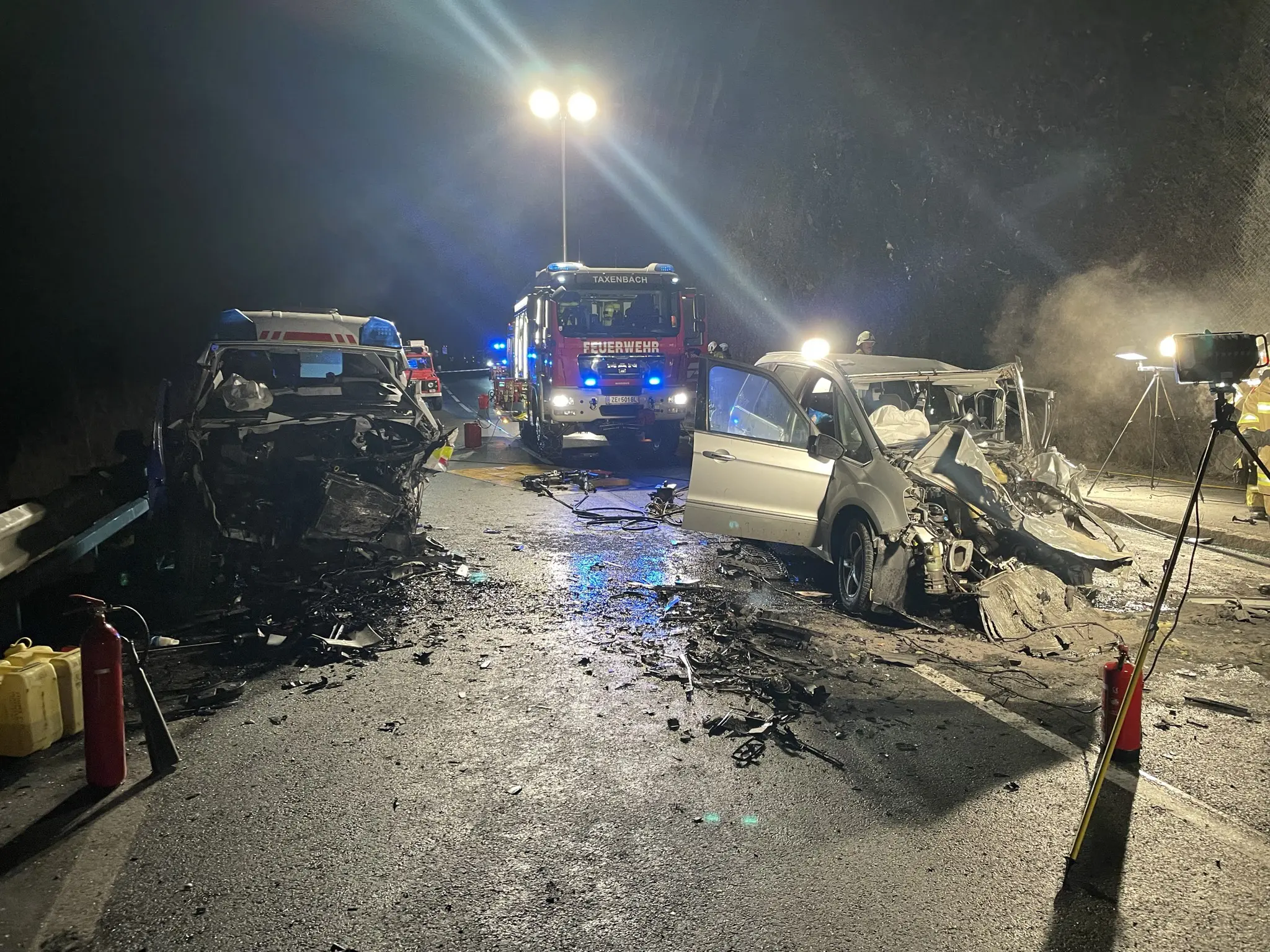 Schwerer Verkehrsunfall In Taxenbach Auf Der B311 ...